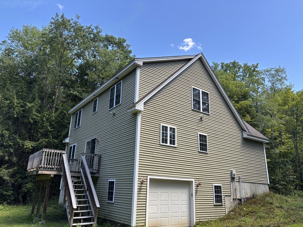 7 George Howard Rd, Hubbardston