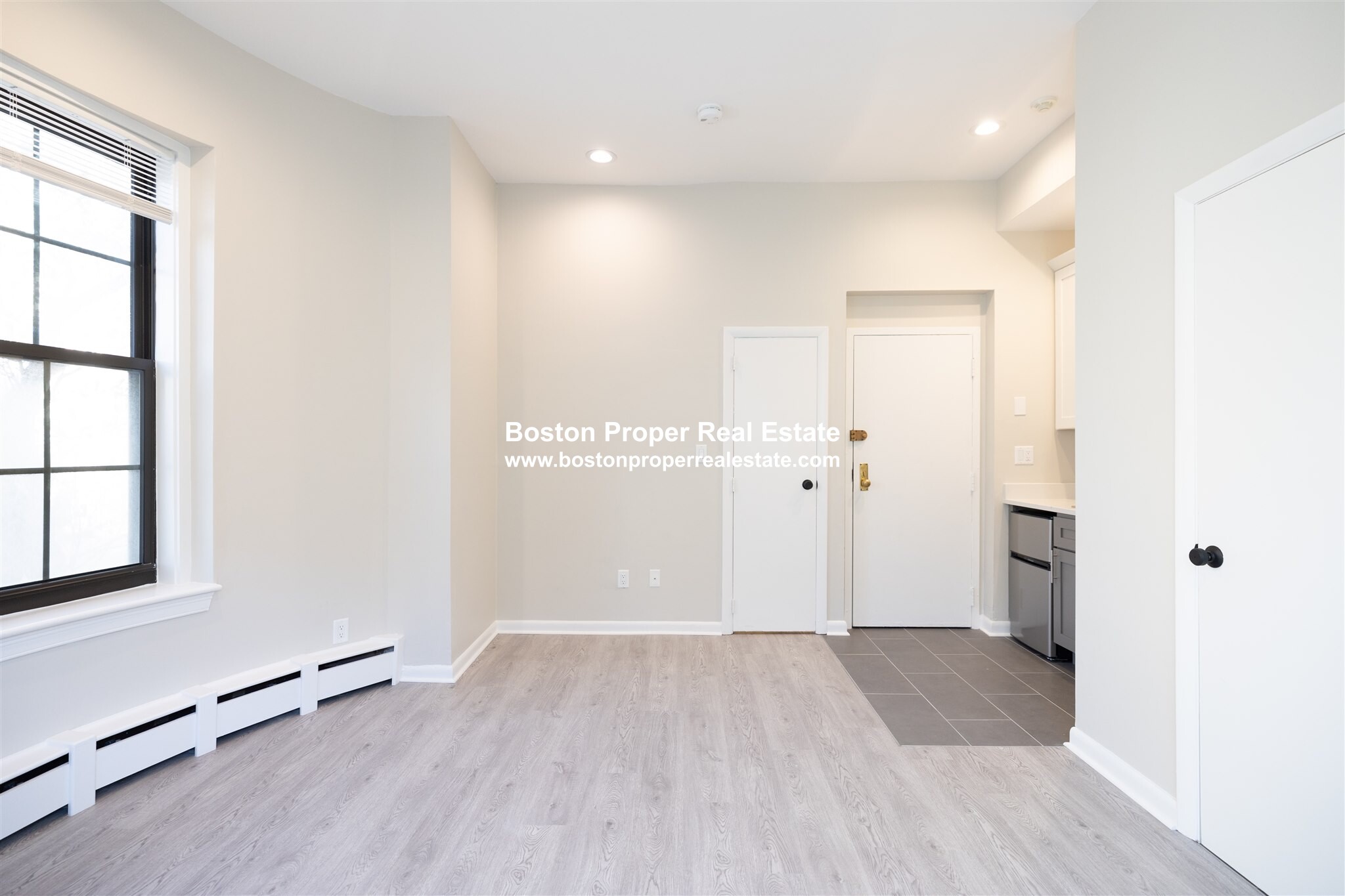 158 Saint Botolph St, Back Bay