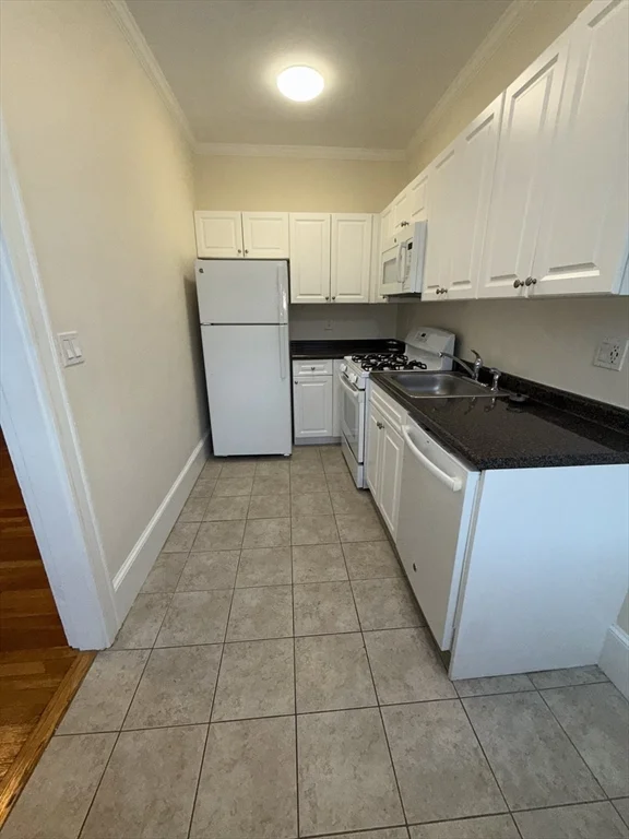 21 Sanborn St, Reading