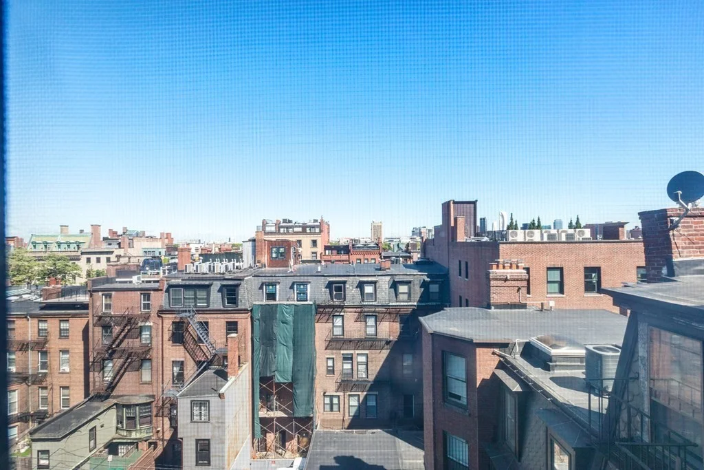 8 Gloucester St, Back Bay