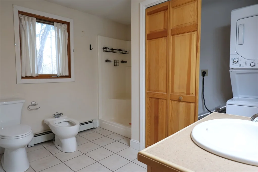 5 Yankee Way, Dartmouth