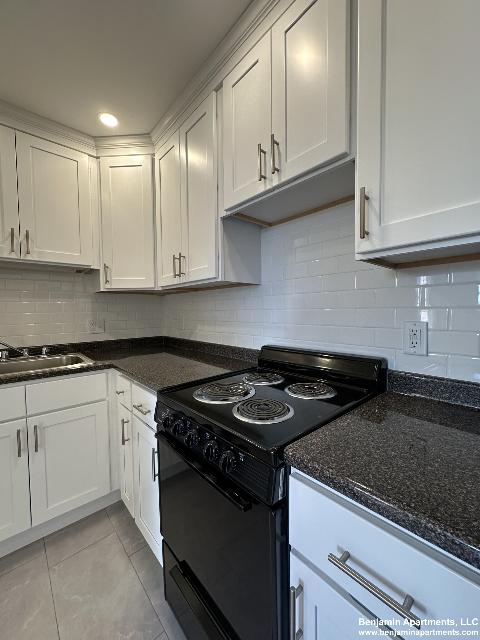 312 Tappan St, Aspinwall Hill