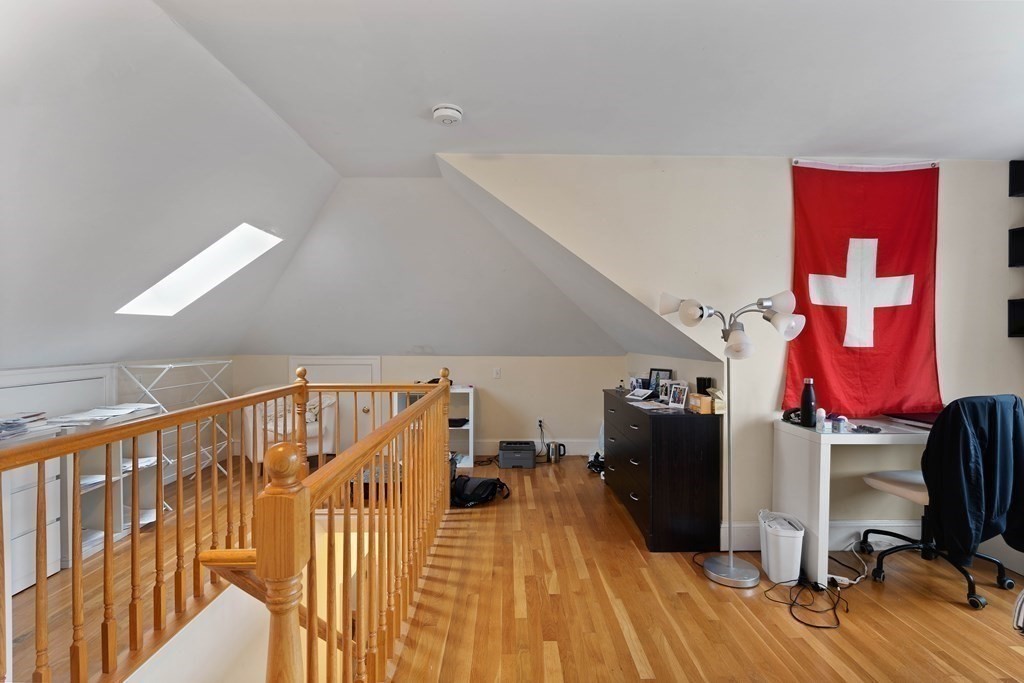 131 Putnam Ave, Cambridgeport