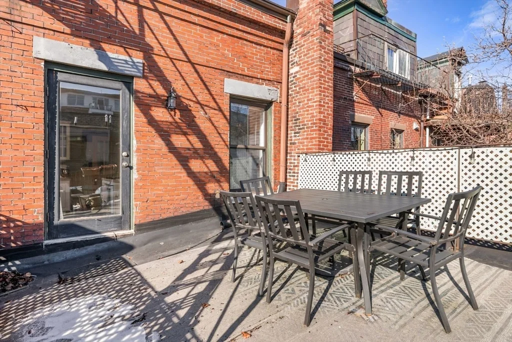 468 Shawmut Ave, South End