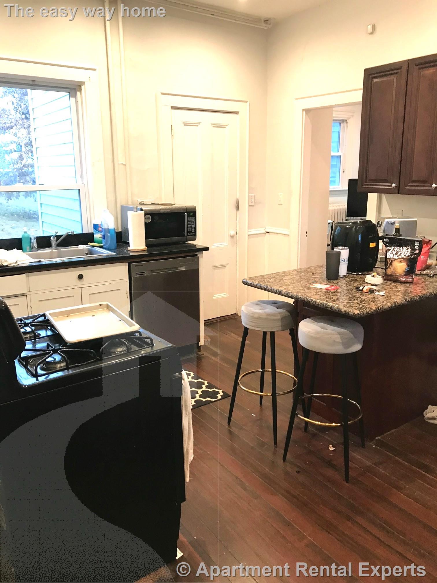 76 Curtis St, Teele Square