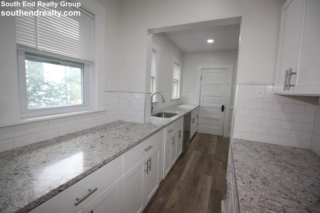 20 Egerton Rd, Arlington