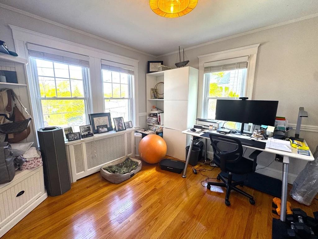 65 Whitford St, Roslindale