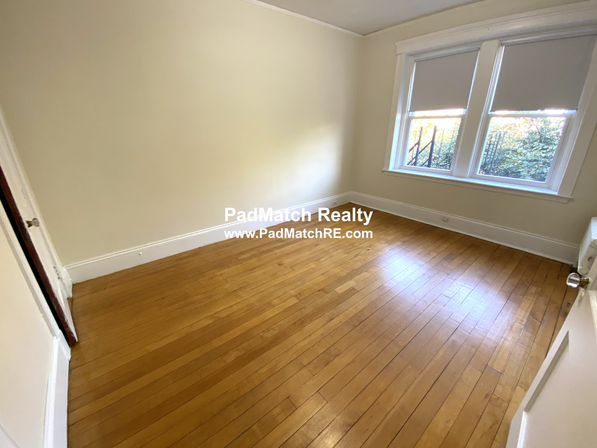 1822 Beacon St, Brookline