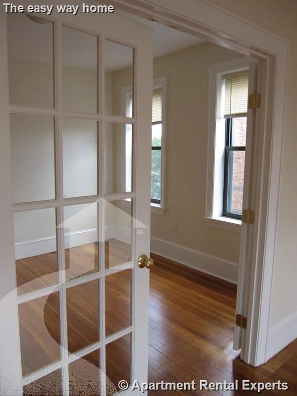 881 Massachusetts Ave, Central Square