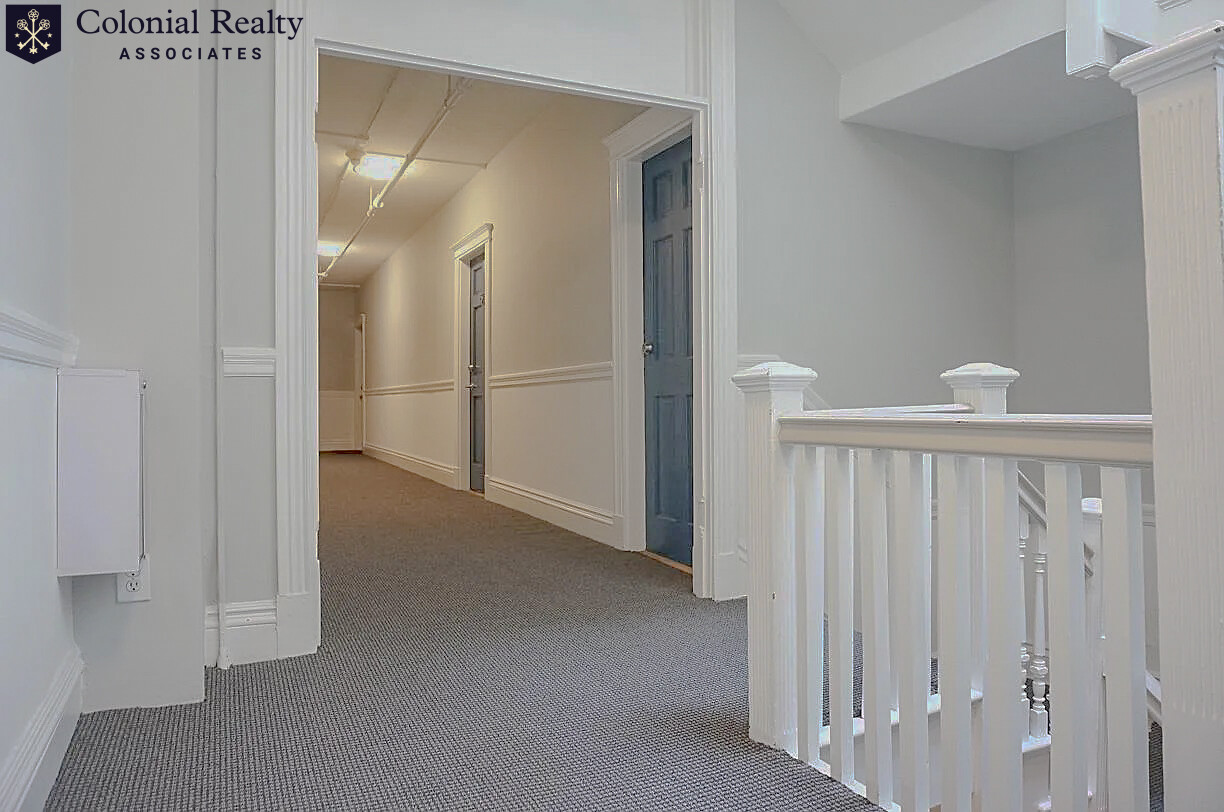 6 Camelot Ct, Brighton