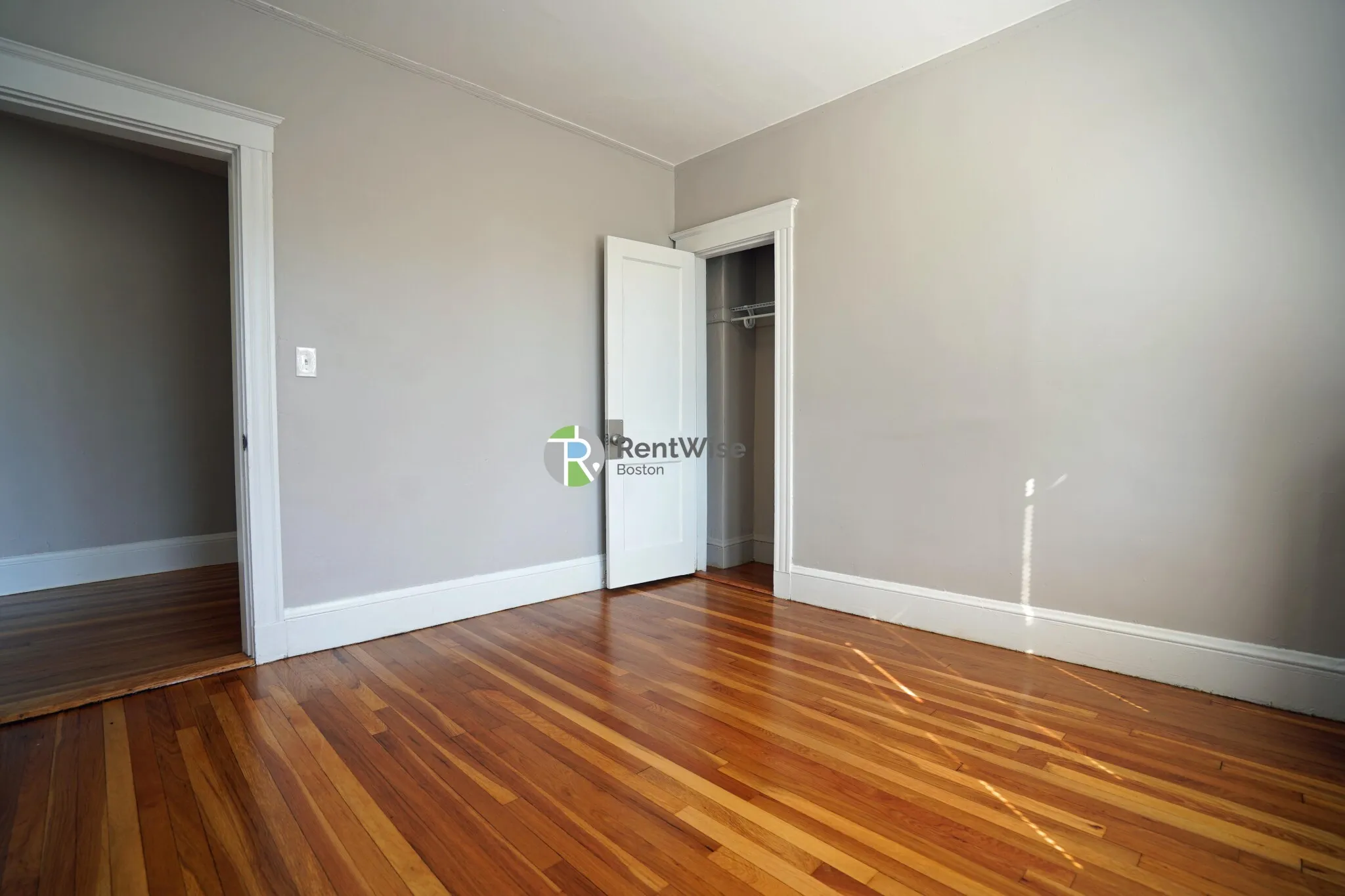 292 Harvard St, Mid-Cambridge