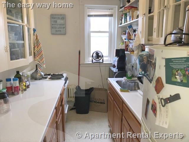 172 Maple St, Malden Center