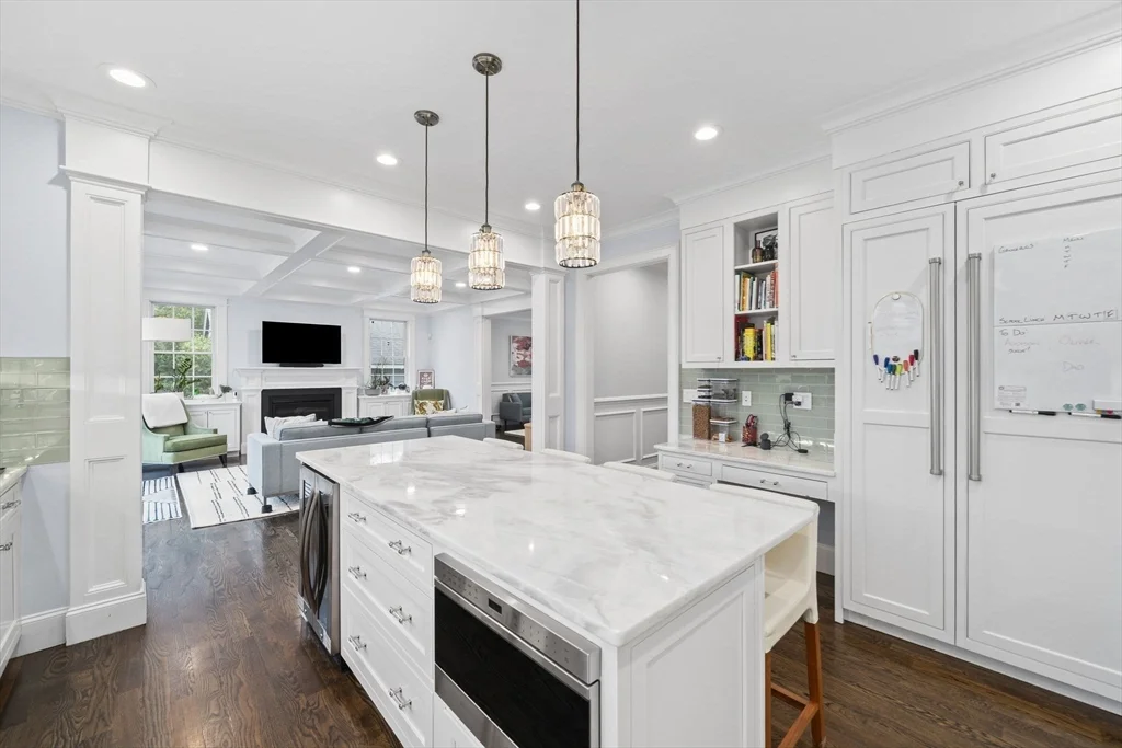 11 Woodhaven Rd, Waban