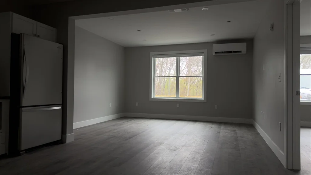 251 Sladen St, Dracut