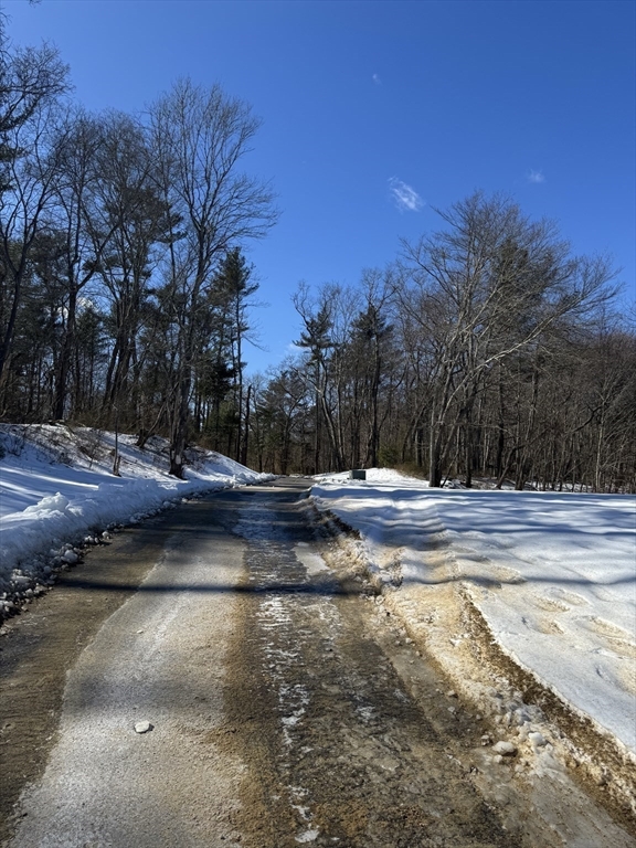 290 Thompson St, Middleboro