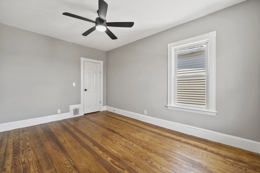 18 Lyon St, Dorchester