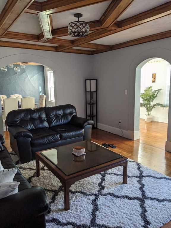 15 Sunset Rd, Watertown