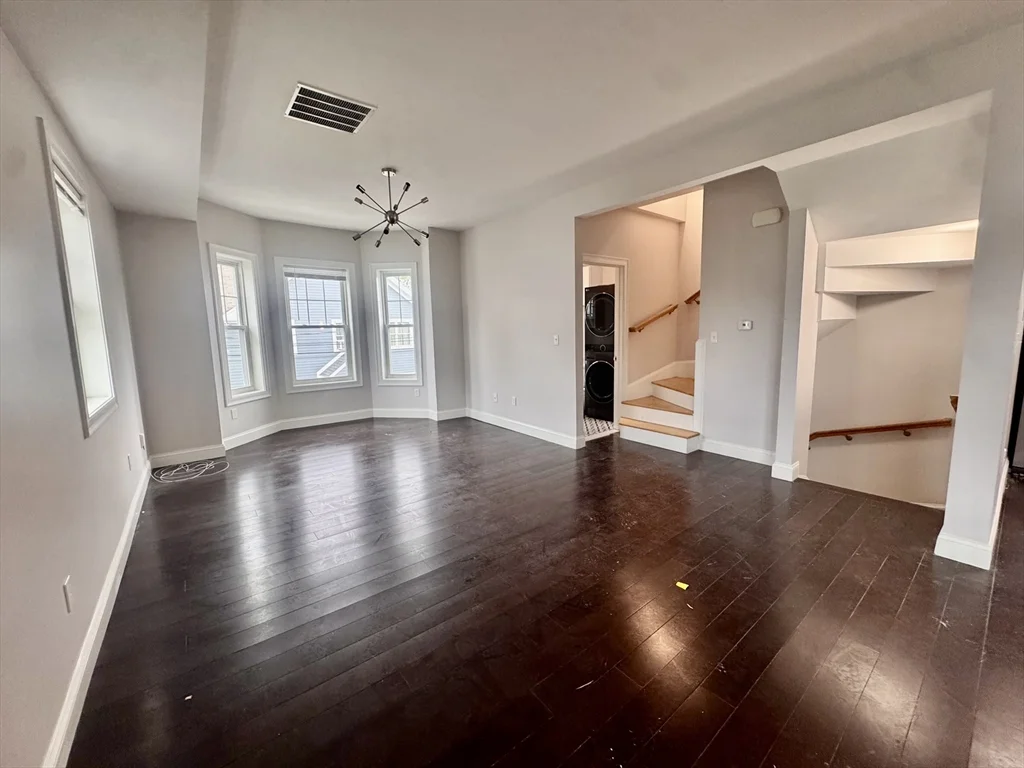 9 Batchelder St, Dorchester