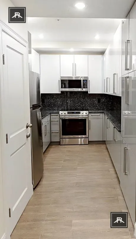 1616 Beacon St, Corey Hill