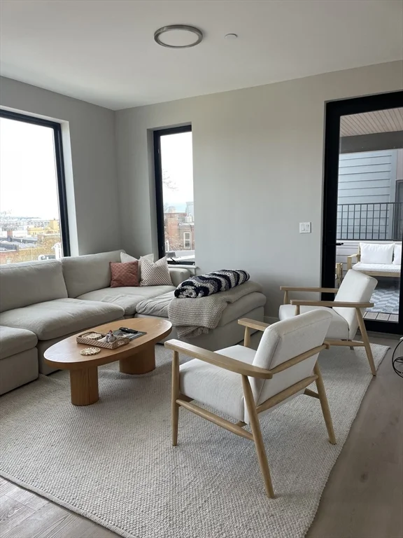 400 W Broadway, South Boston