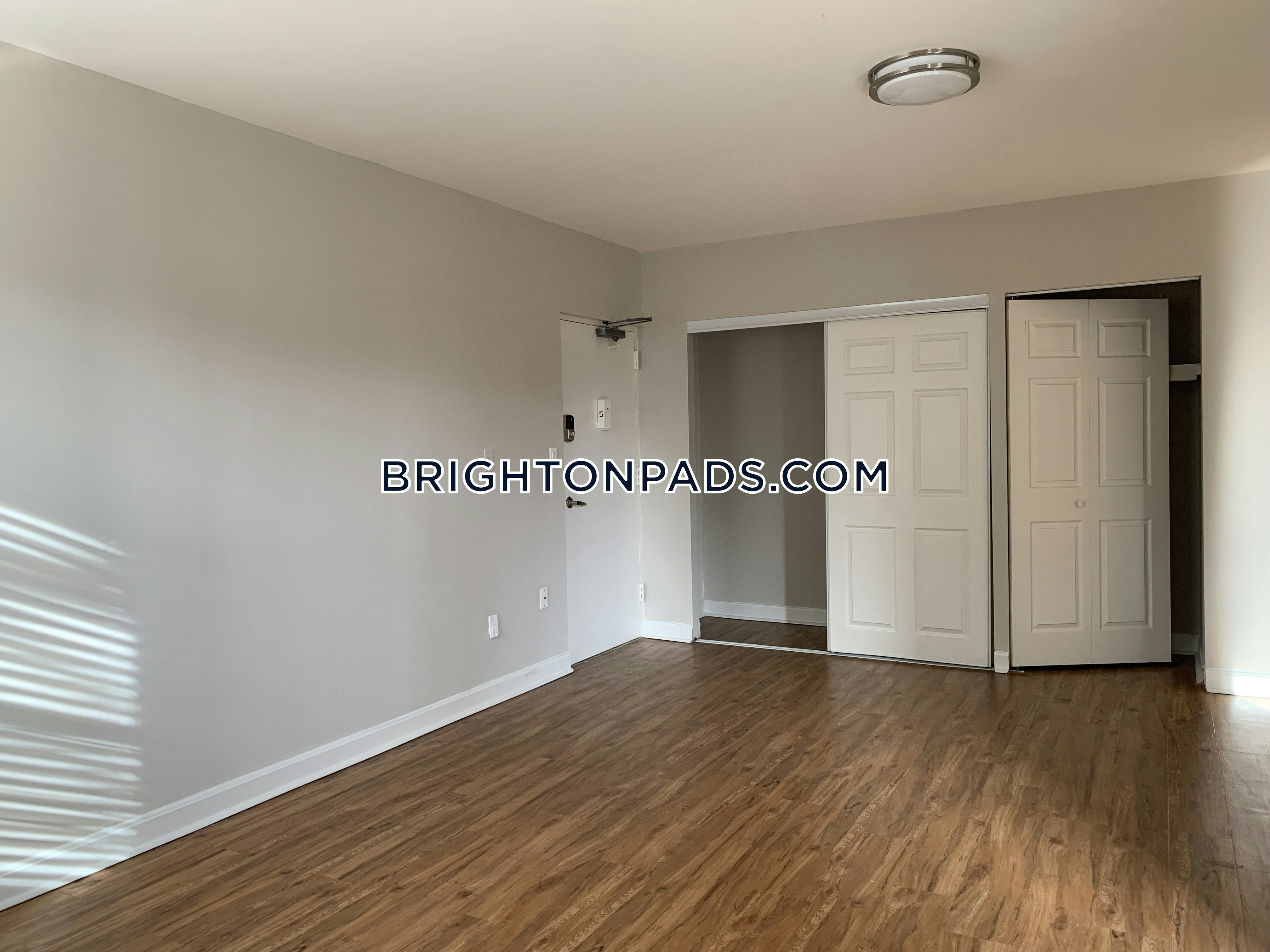 9 Bronsdon St, Lower Allston