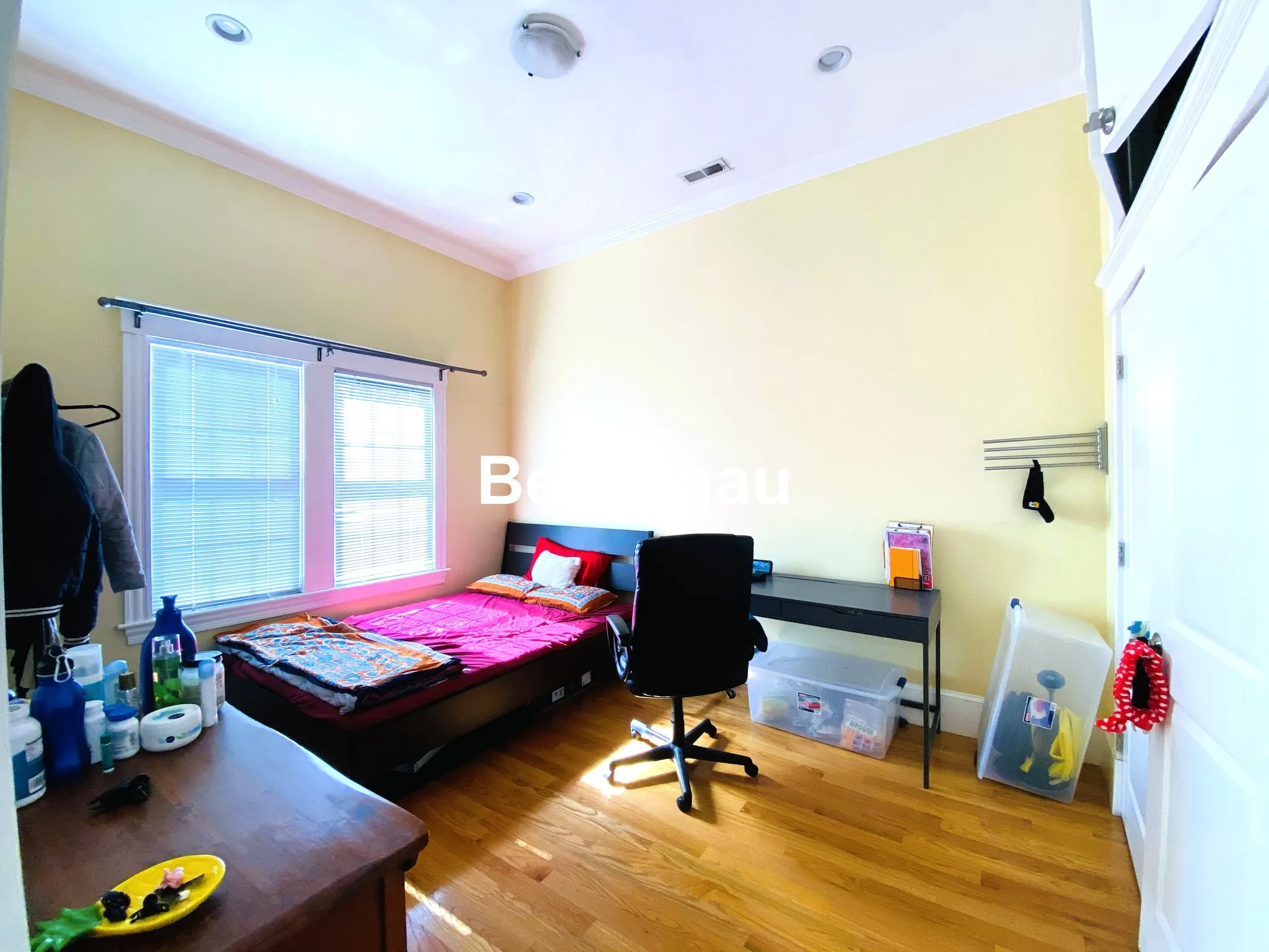 156 Magazine St, Cambridgeport
