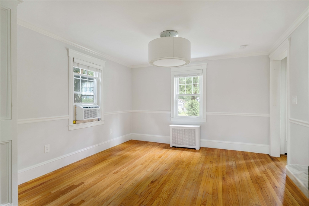 16 Chapin Rd, Newton Center