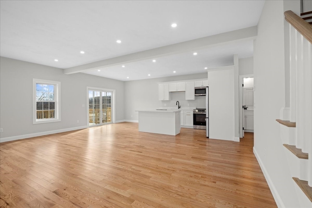 77 Upland St, Worcester