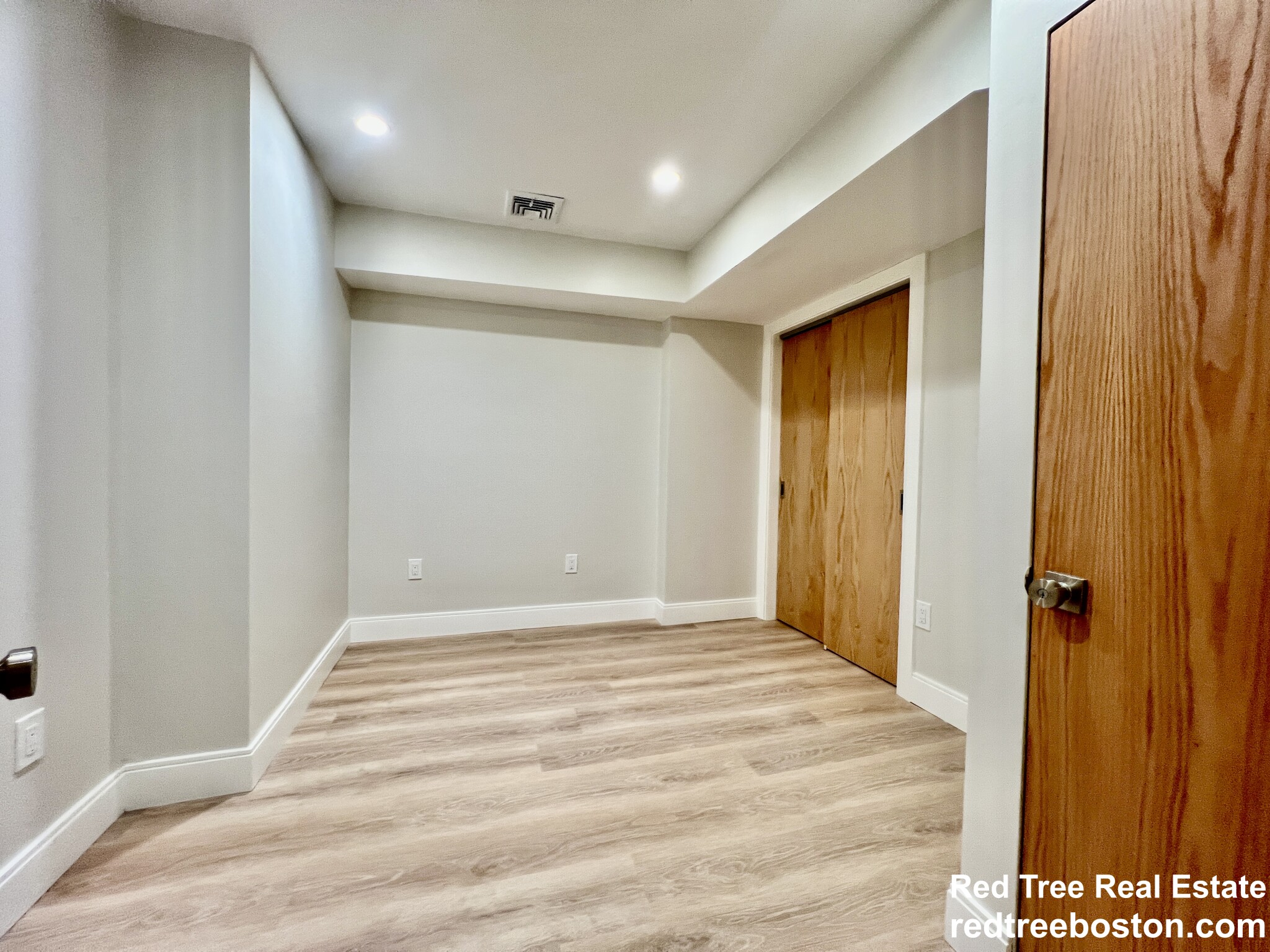 1607 Tremont St, Mission Hill