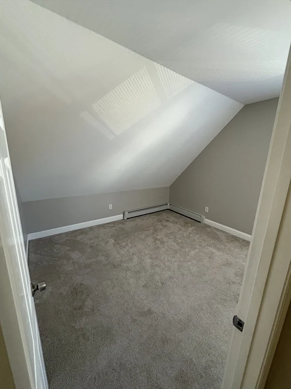 19 Lincoln St, Gardner