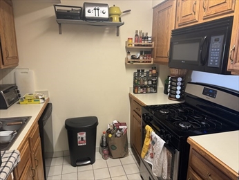 147 Kelton St, Allston