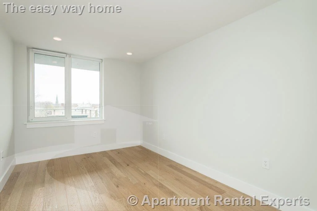 334 Harvard St, Harvard Square