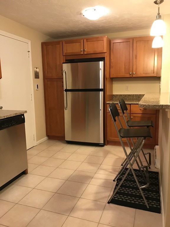 32 Hamilton Rd, Arlington