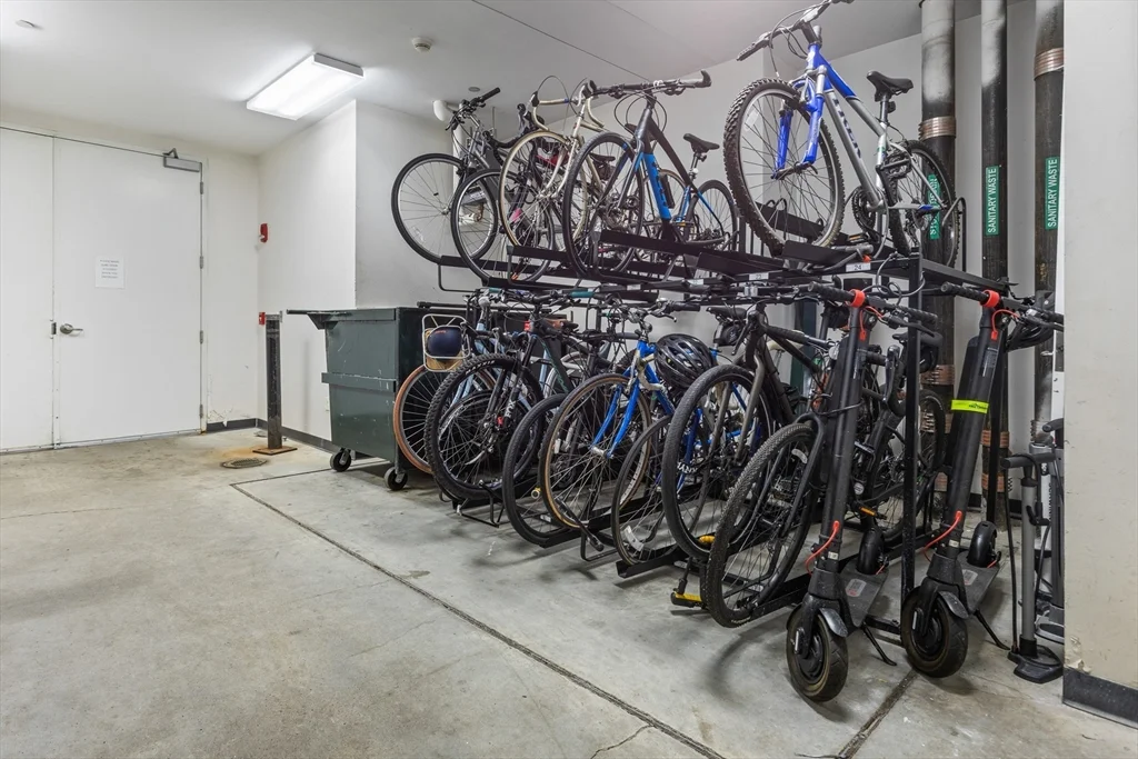 80 Broad, Waterfront