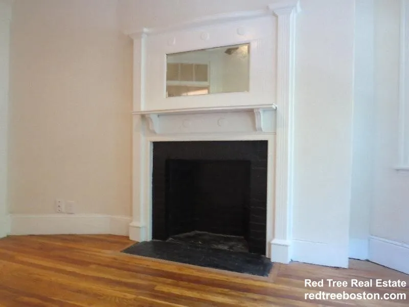 49 Saint Germain St, Back Bay