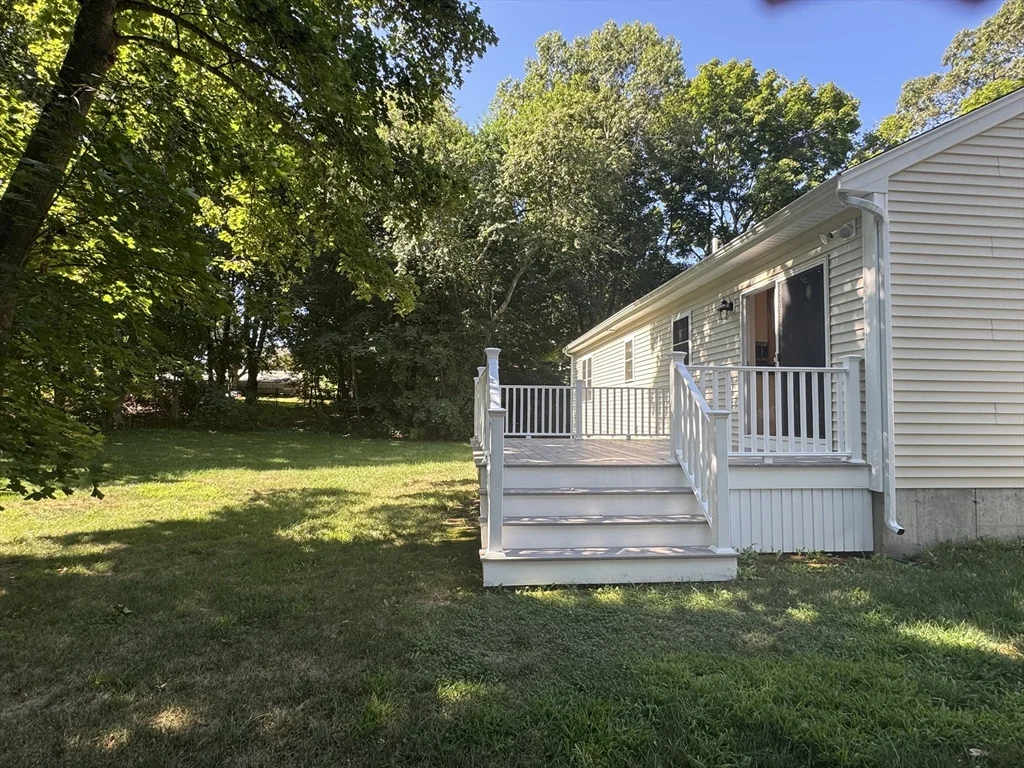 86 West St, Middleboro