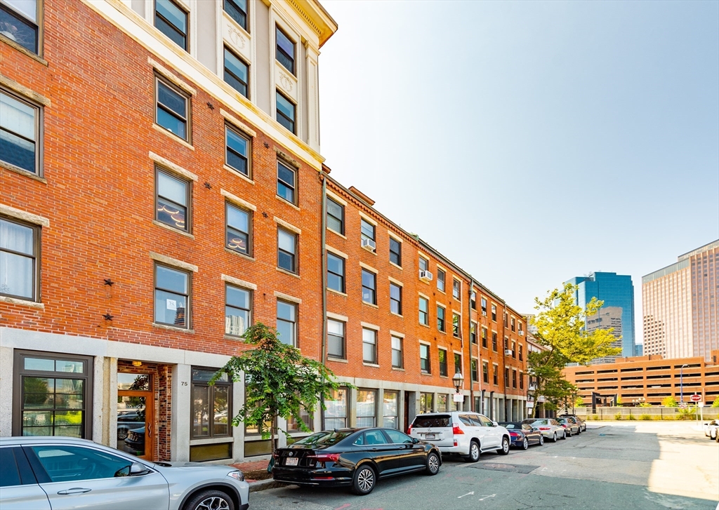 75 Fulton, Waterfront