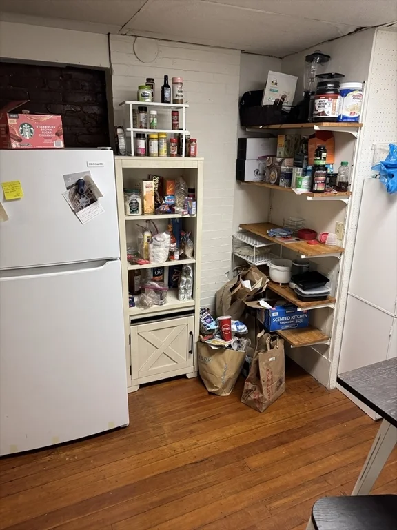 319 E St, South Boston