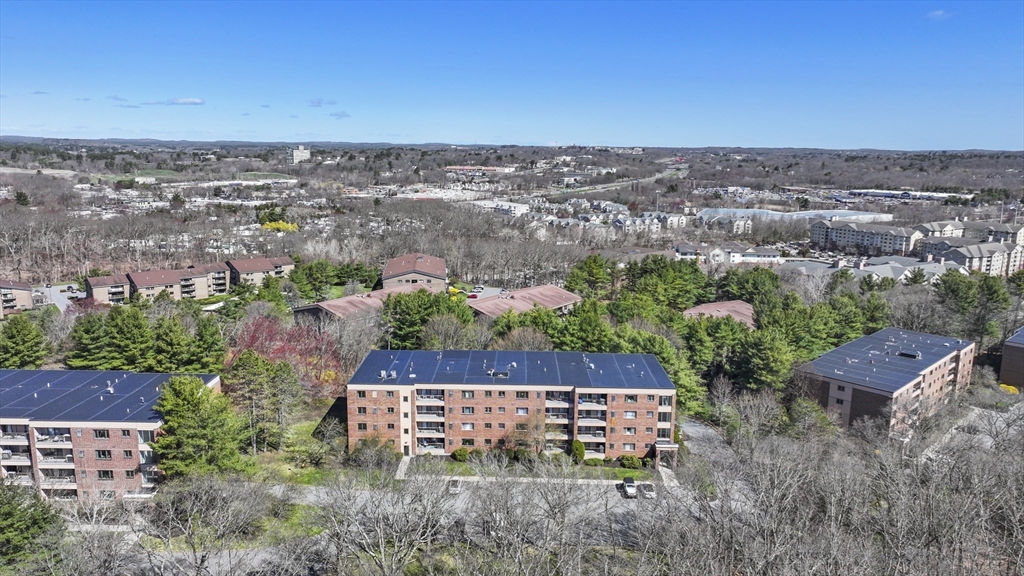 11 Ledgewood Way, Peabody