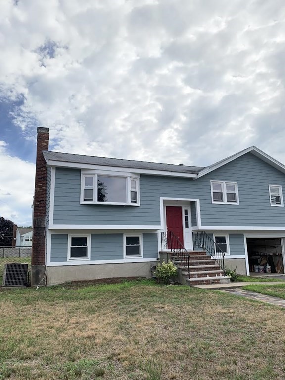 7 Heritage Way, Burlington