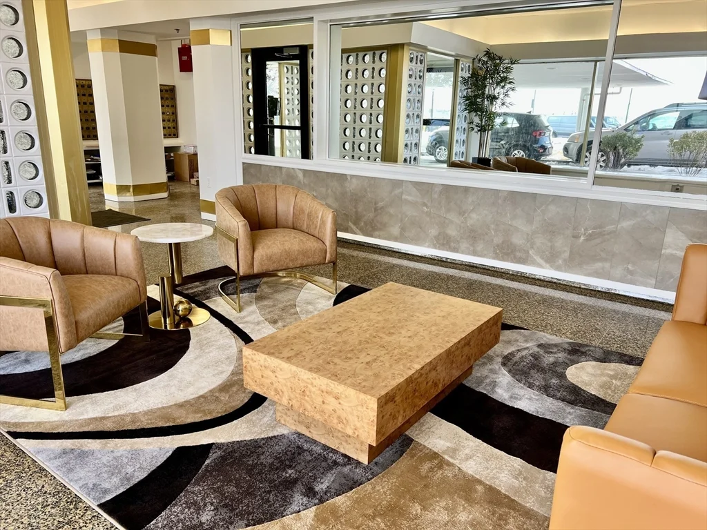 300 Lynn Shore Dr, Lynn