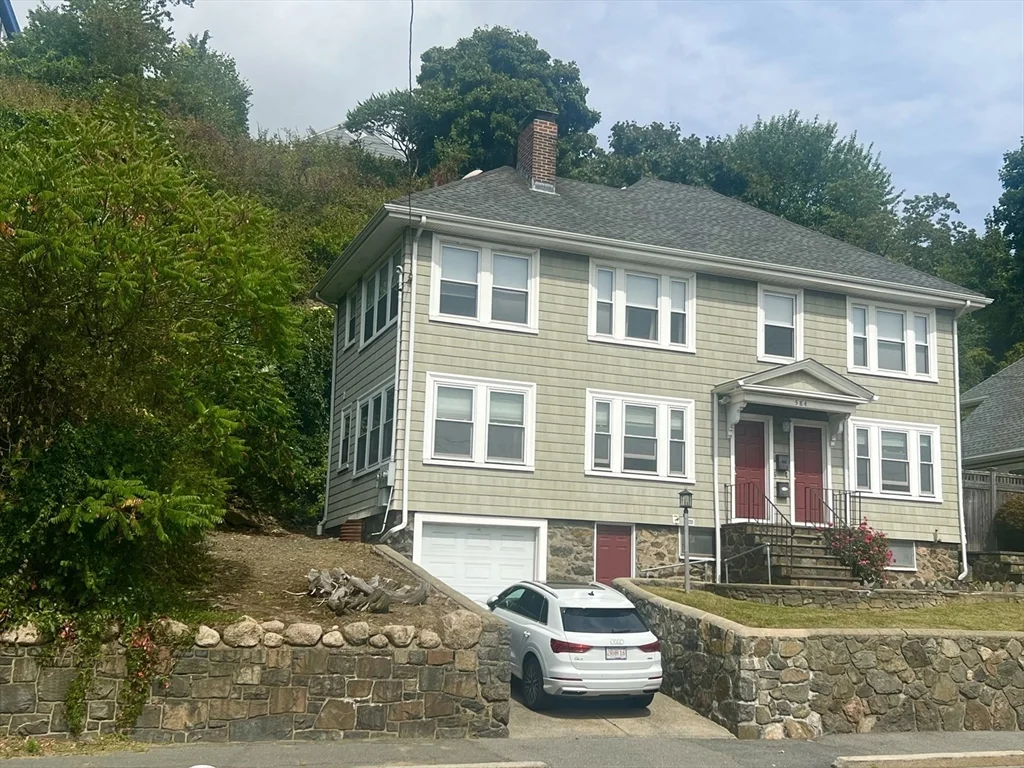 584 Humphrey St, Swampscott