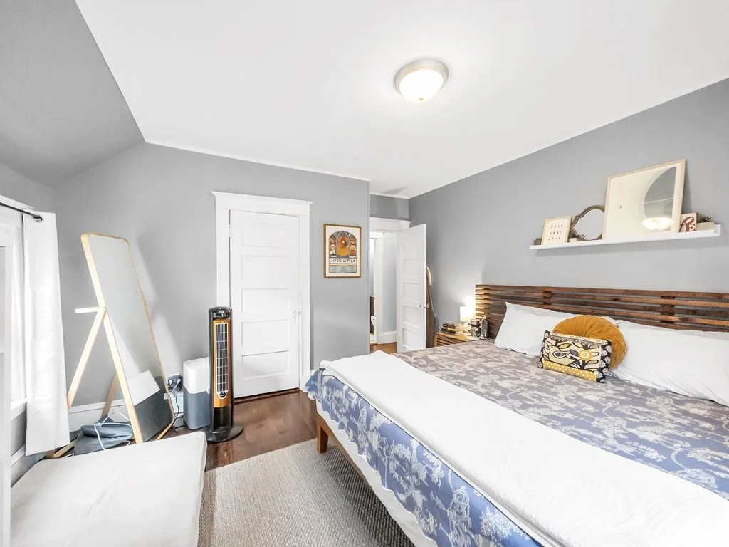 18 Alberta St, West Roxbury