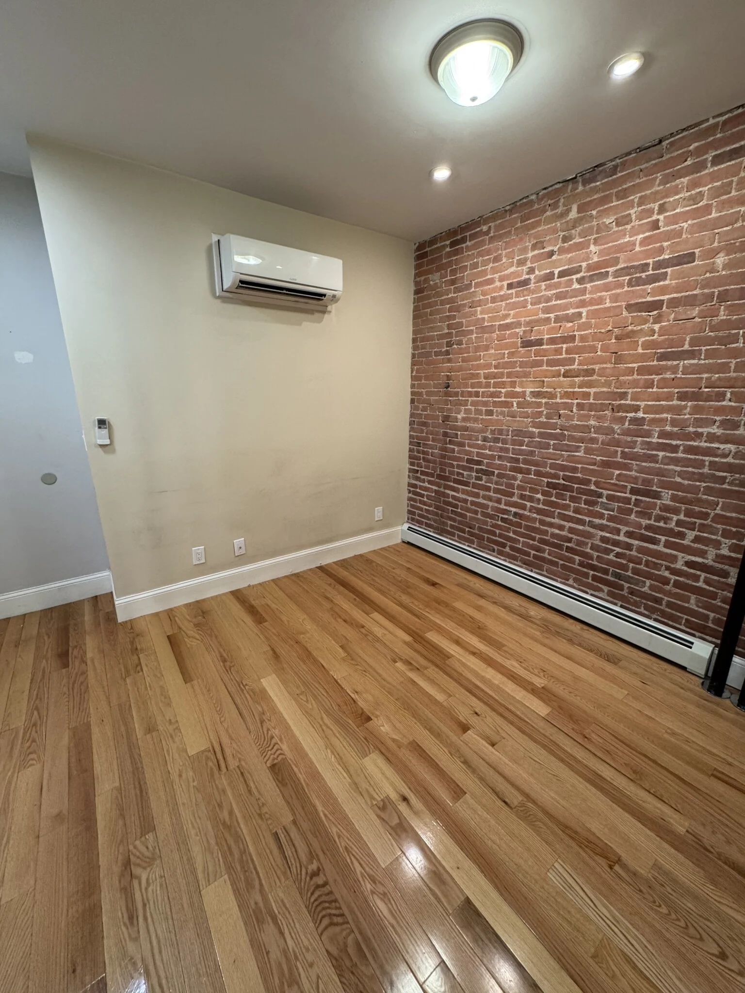 51 Joy St, Beacon Hill