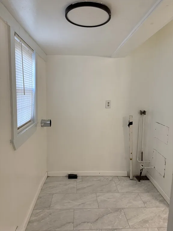 89 Spruce St, Winchendon