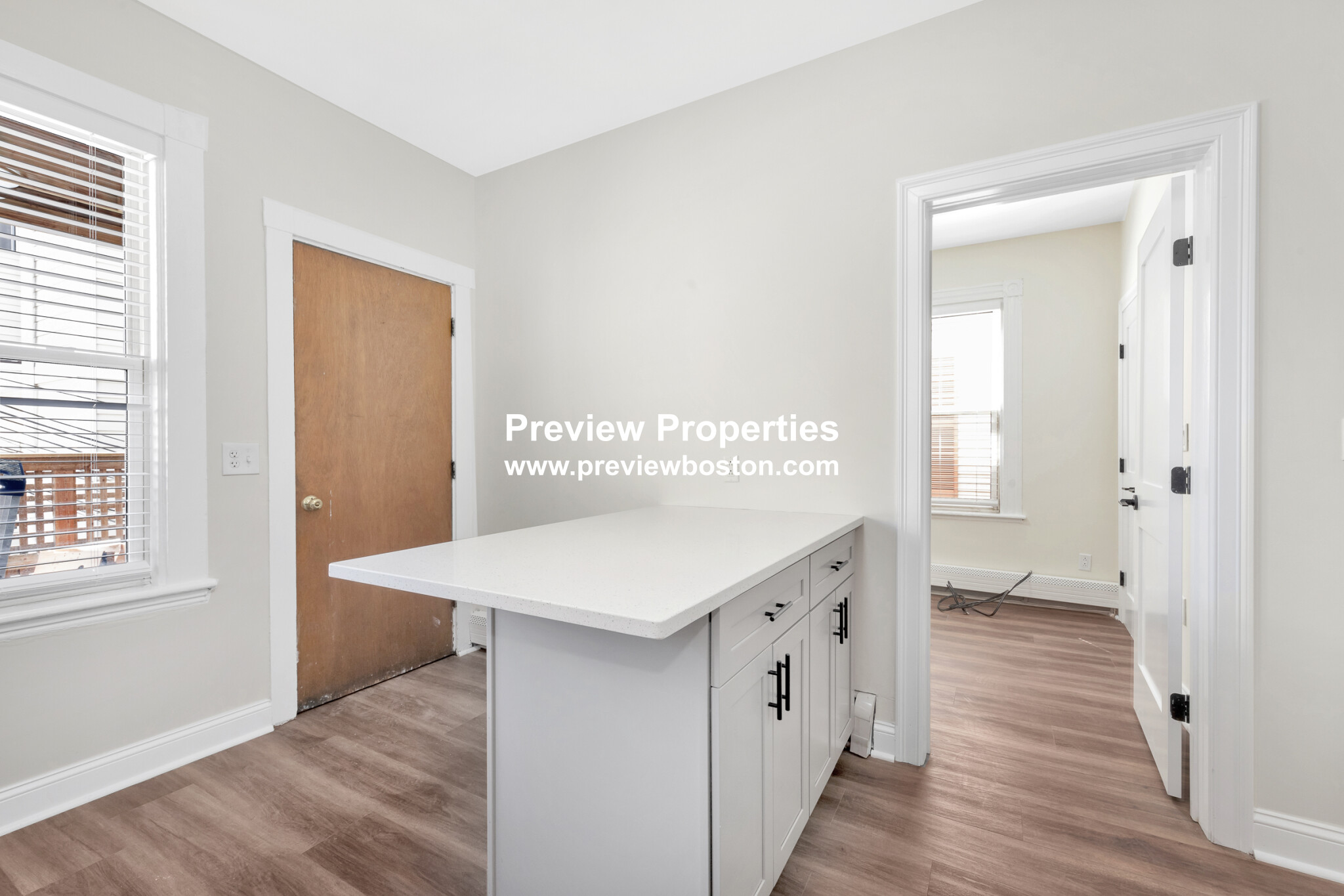 16 O Street Pl, South Boston