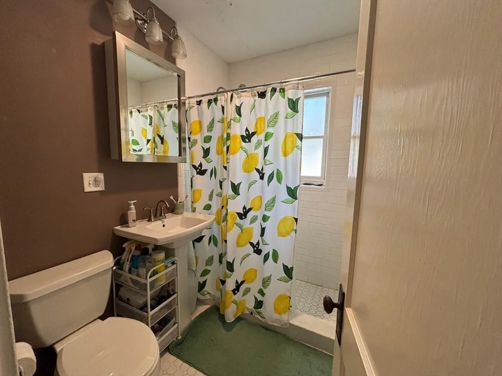 88 Quincy St, Tufts University