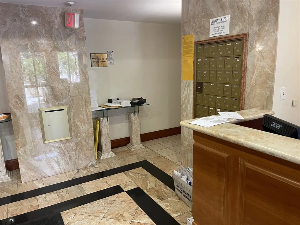 2440 Massachusetts Ave, North Cambridge