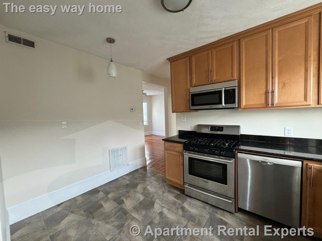 65 Conwell Ave, Teele Square