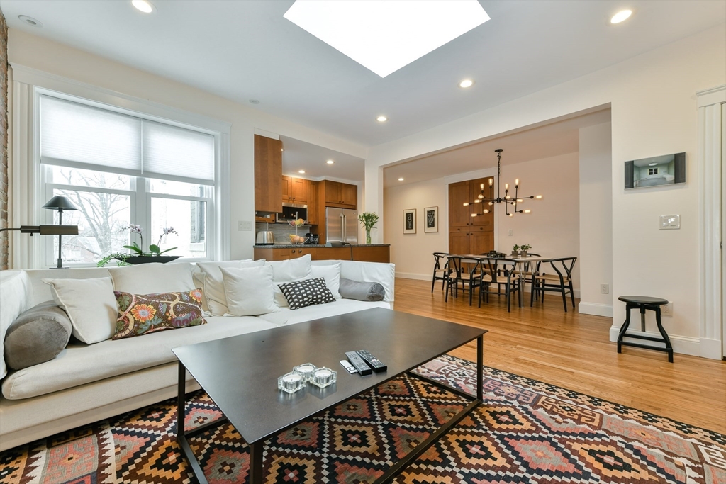 1038 Beacon St, Brookline